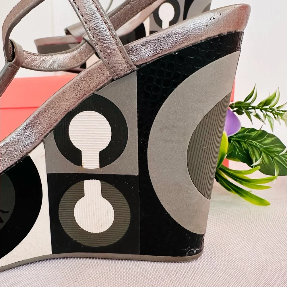 COACH ~ Chic Silver Adjustable Velcro Straps Wedge Sandals w/ Coach Logo size 7